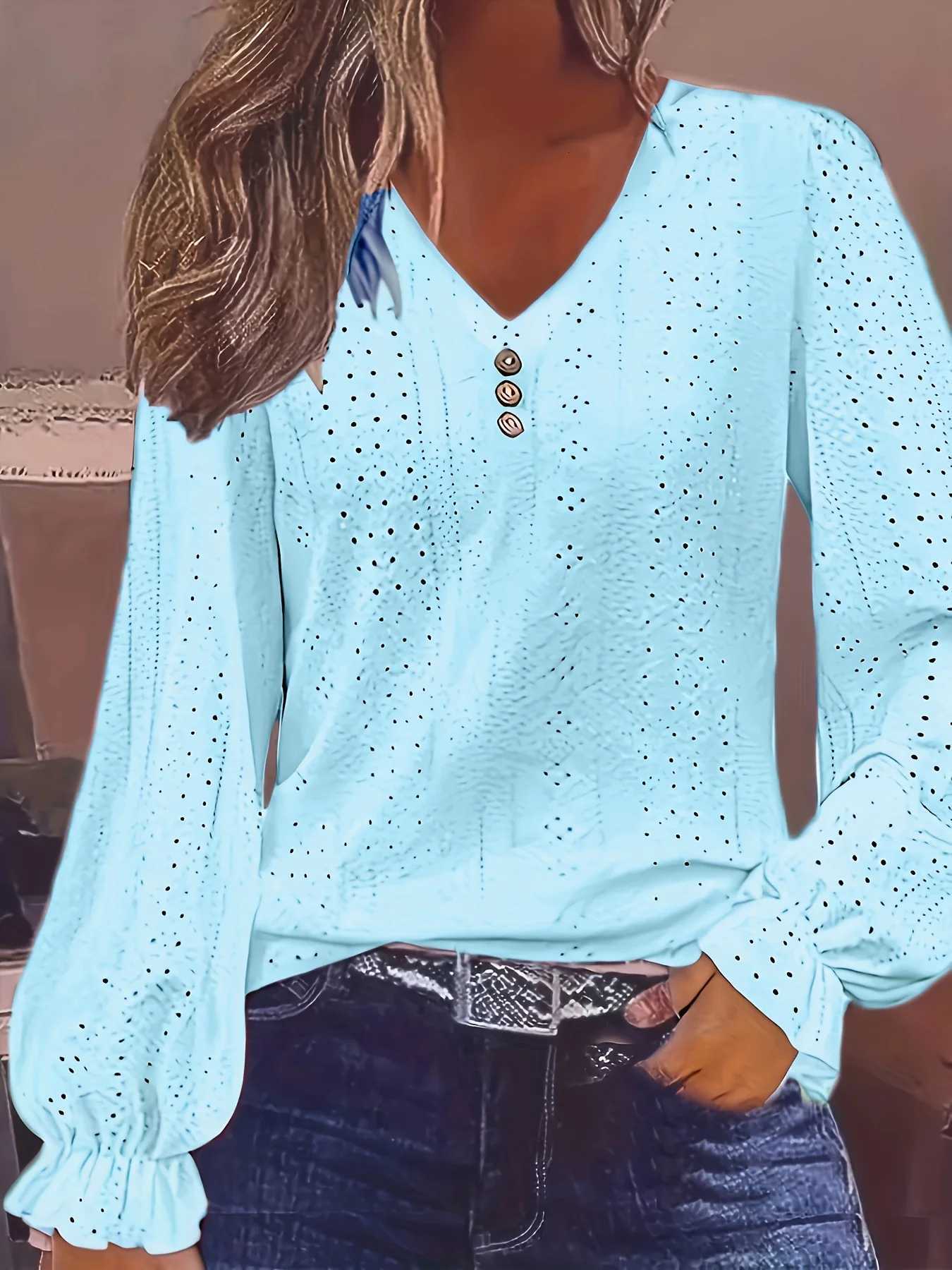 Women's T-Shirt Plus Size Eyelet Button Decor T-Shirt Casual V Neck Long Sleeve Top For Spring Fall Women's Plus Size Clothing Q260921