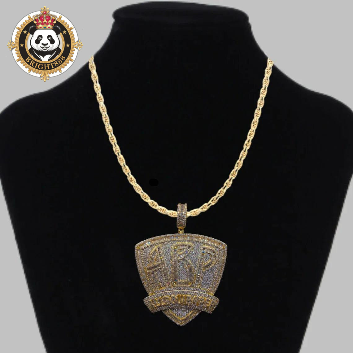 Luxury Solid Gold Moissanite Pendant Necklace Classic Style Hip Hop Jewelry Gift Collection