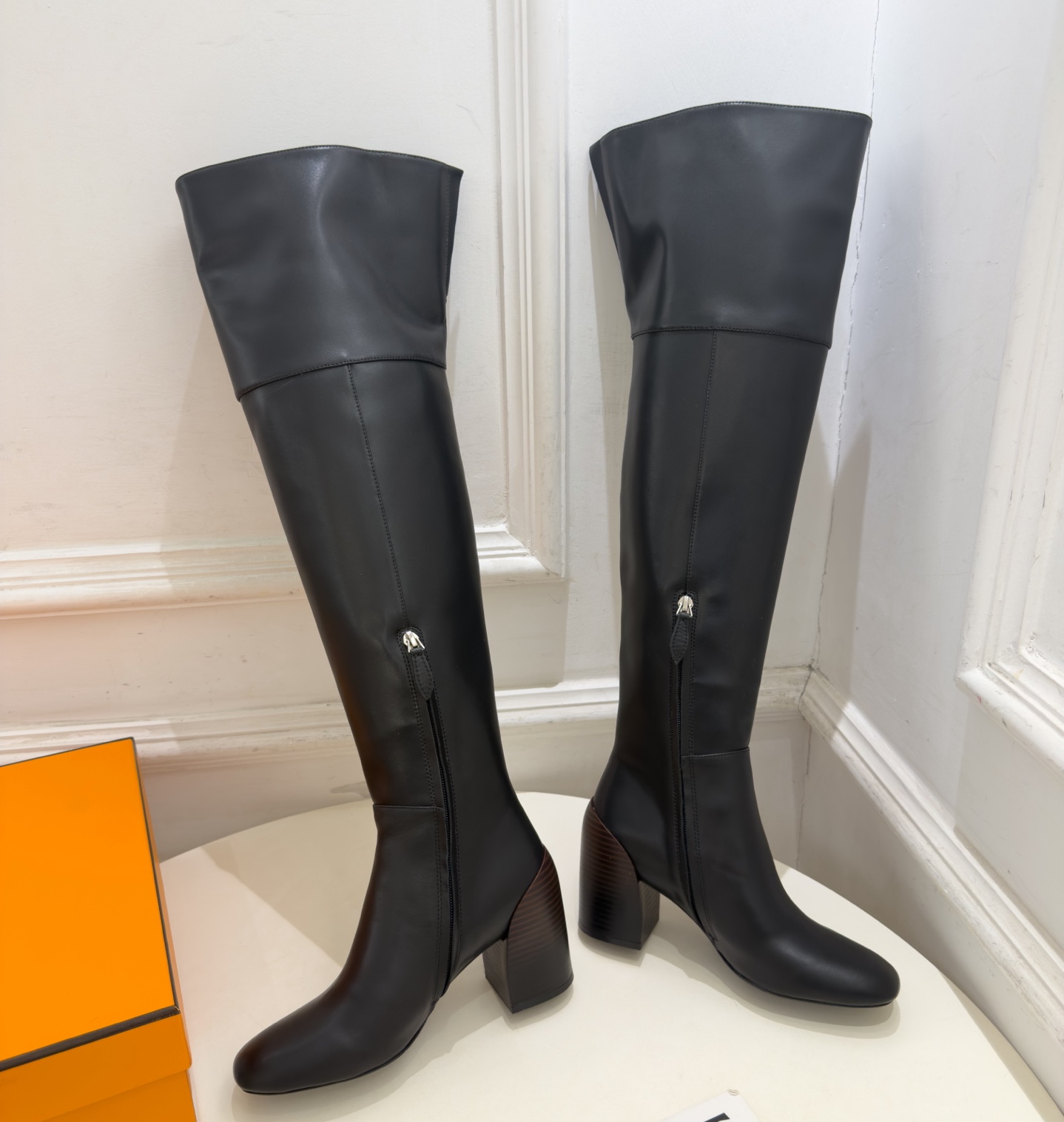 Designer Dress Shoes Luxury Women Flat Boots Suede Over The Knee Boots Round Toe Thick Heels Tight High Boots Side Zipper Stretch Long Boots
