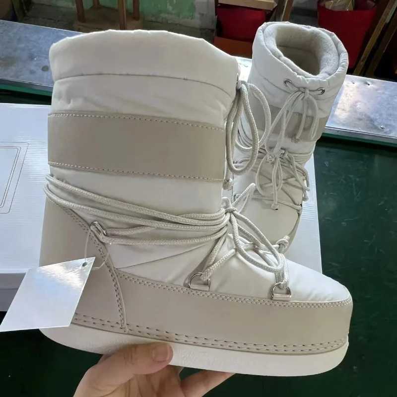 Winter Warm Fleece Lined s Women's Thick Bottom Anti-slip Short Bread Style Waterproof Snow Boots Fashionable 2026 L26921