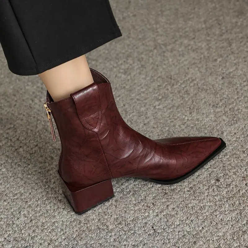 Botas puntiagudas con punta para mujer 2025 Botas de vaquera occidental Moda Slip on Chelsea Botines Estilo Otoño Mujer Zapatos de tacón grueso Tacó
