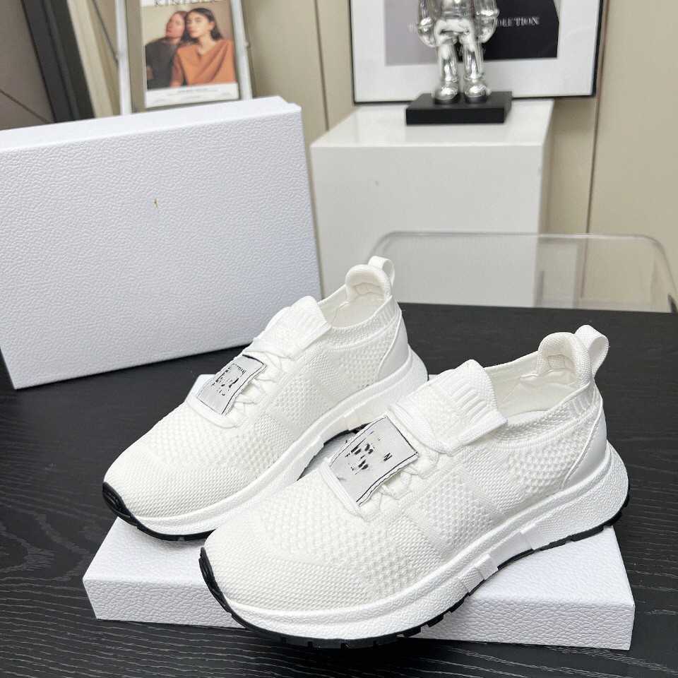 Casual Shoes 25 Spring Summer New 25s Breathable Casual Sports Shoes for Women Mesh Running Shoes Dad Shoes
