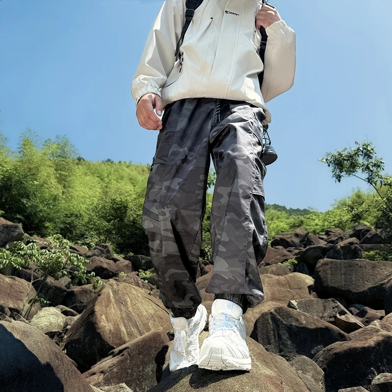 CHRLCK Camouflage Hiking Pants Waterproof Men Outdoor Quick Dry Cargo Pants Fashion Camping Fishing Climbing Hunting Trousers 260918