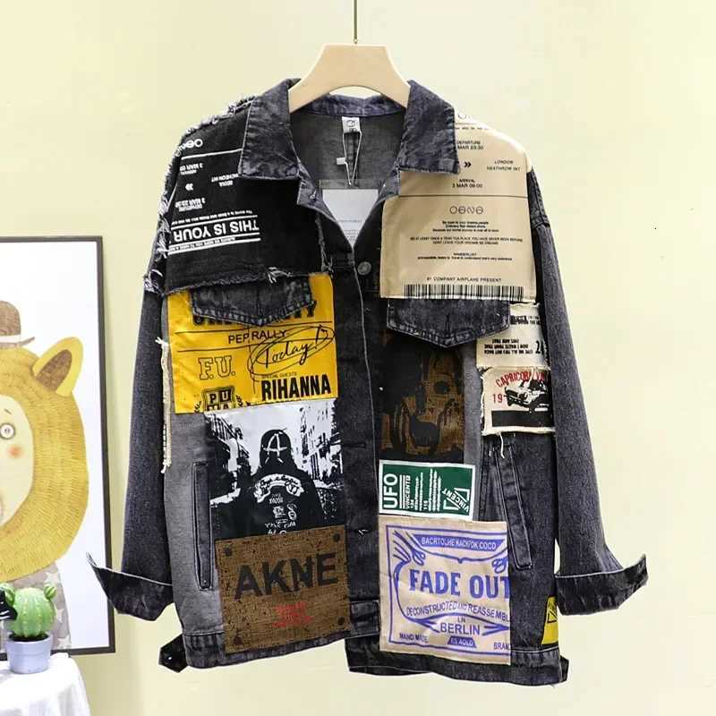 Spring 2026 Women's Autumn Jackets New Vintage Long Sleeve Irregular Letter Pattern Printing Denim Jacket Women Blue Black Casual Jean Coat C26