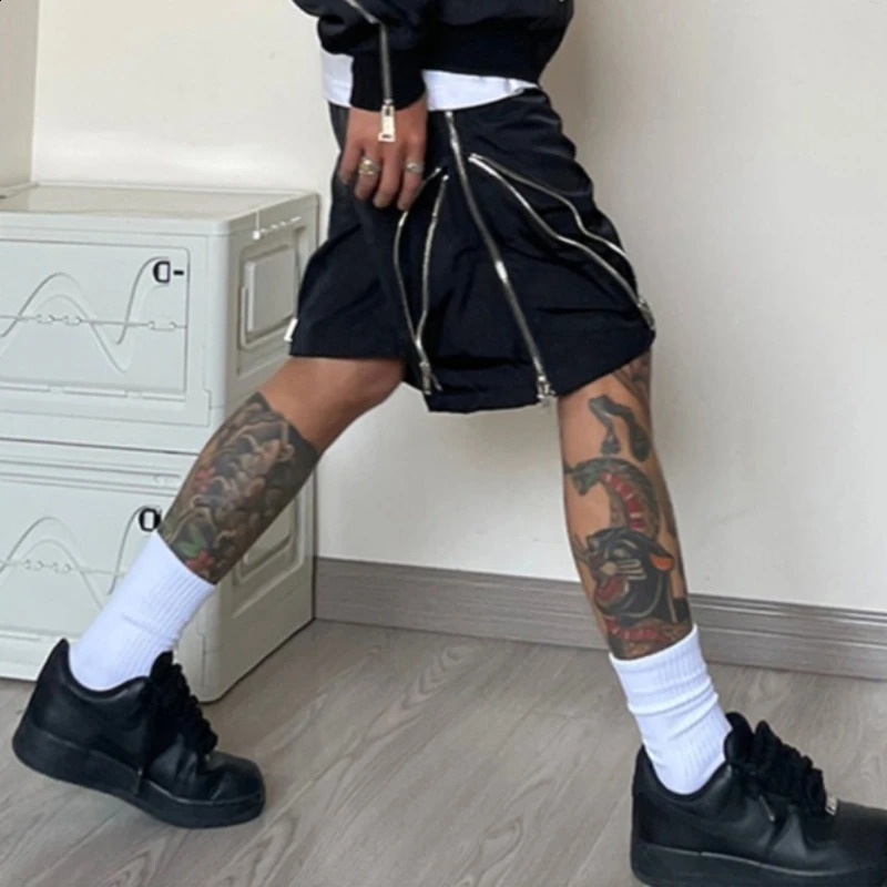 Mens 2026 Summer Functional Cargo Shorts Silver Zipper Detail Oversized Streetwear Casual 26921