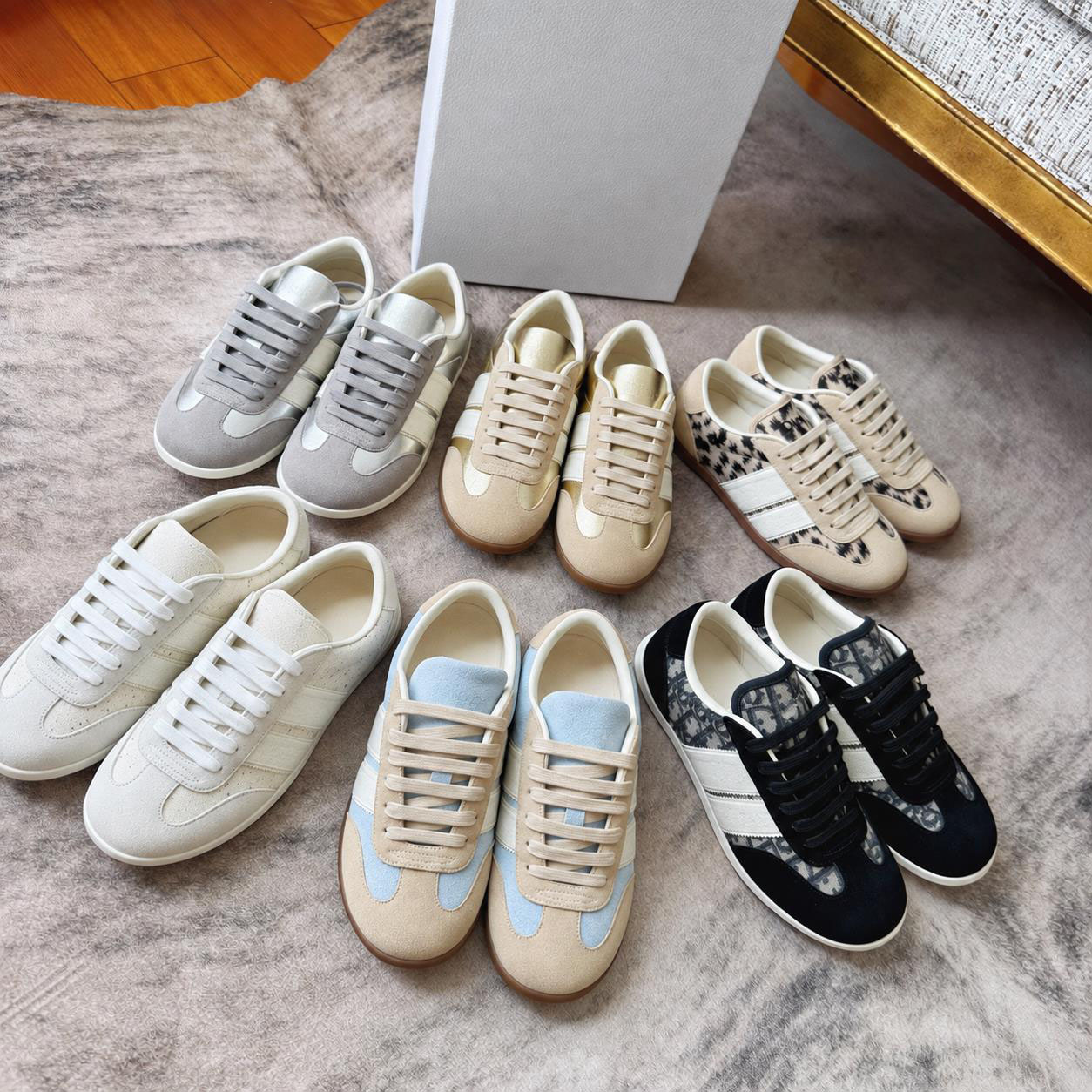 Women Casual Shoes Sneakers Luxury Designer Suede Lace Up Low Top Round Toe Fashion Walking Outdoor Beige Blue Leather Flat Classic Soft Tennis