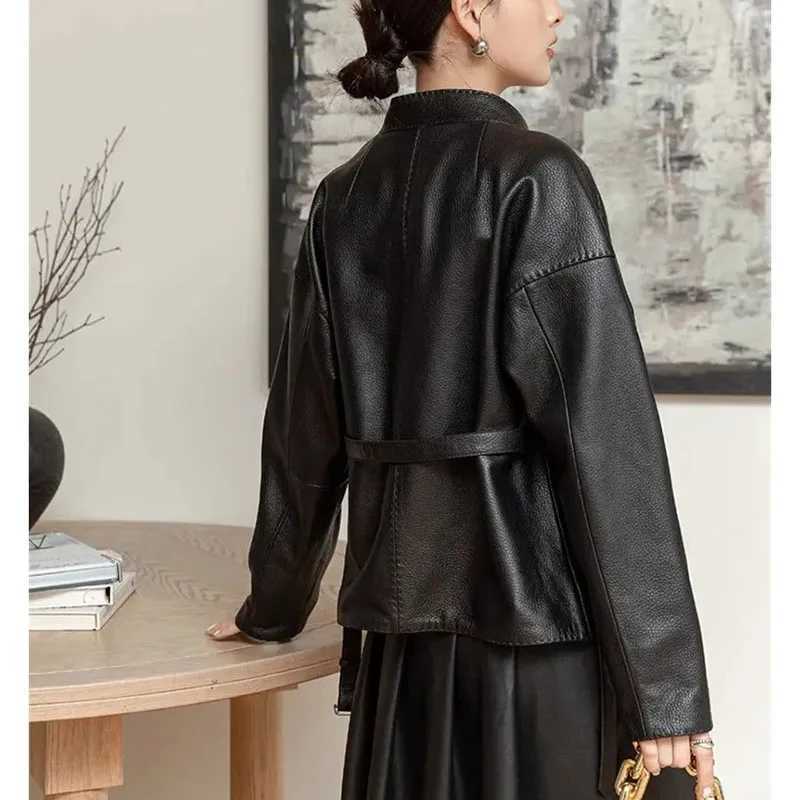 Leisure PU Female Leather Coat Korean Ladies Short Faux Leather Jacket Autumn Women Fashion Long Sleeves Leather Outwear C260921