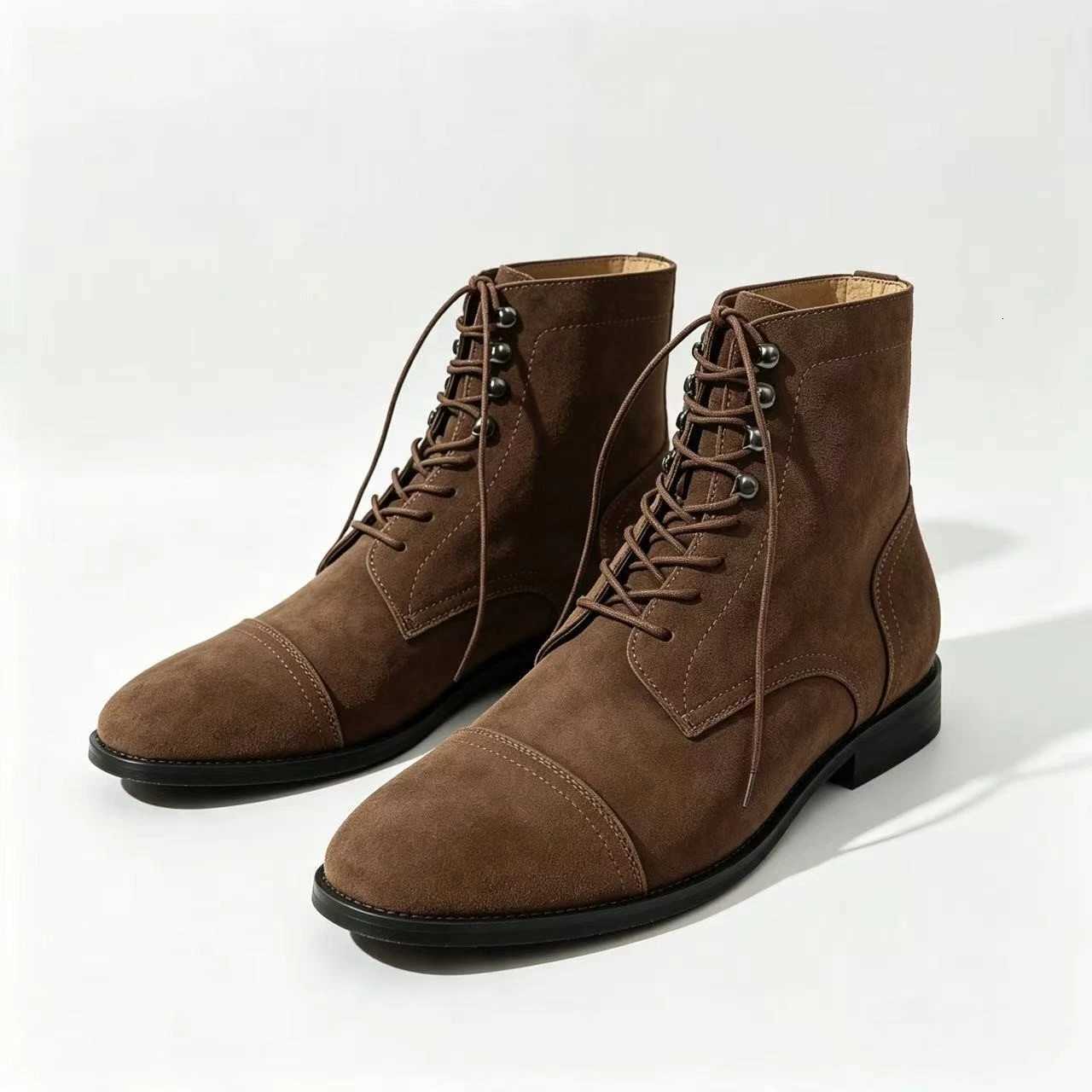 Designer Mens Boots Suede Leather Motocross Boots LaceUp Ankle Boots Men Formal Business Boots Men Vintage HandStitched Man Casual Shoes J260922