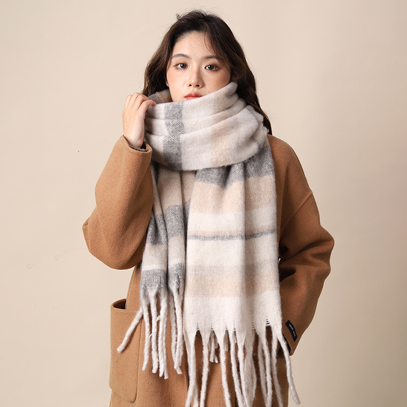 Maillard-style high-end women, winter 2026 new Korean version, versatile thickened mohair scarf for autumn