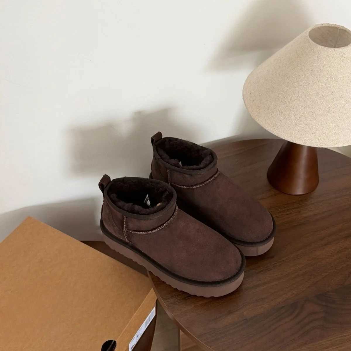 2026 New Leather Fur Snow Boots Women Ultra Mini Winter Flat Platform Ankle Tazz Slippers Shoes Ladies Classic Warm T260922