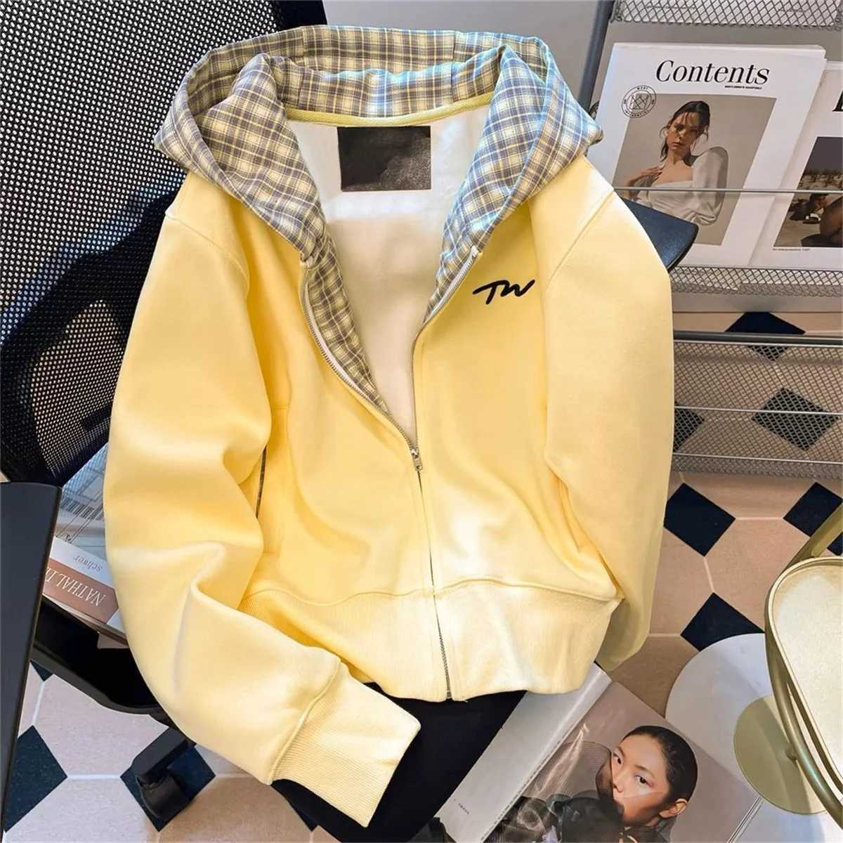 And Men's Hoodies Sweatshirts Spring Autumn Male Vitality Fashion Trends Versatile Simple Lazy Wind Jugendstil 2025 New Hooded Sweatshirt Jacke