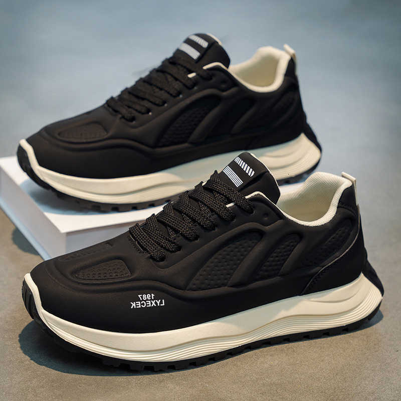 Casual Shoes Men's Shoes 2026 Spring New Arrival Low Cut Soft Soled Breathable Walking Shoes Men's Trendy Casual Sports Shoes Male Trainer