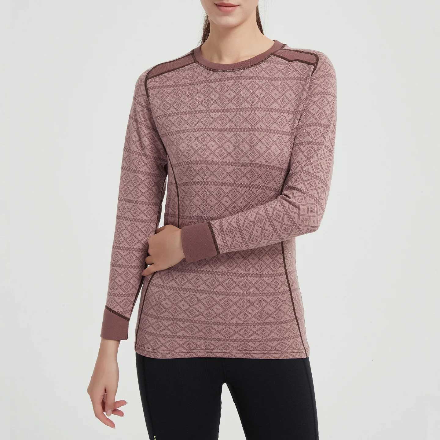 Thermal Underwear Women's 50% Merino Wool Base Layer Womens 240G Midweight Fitted Long Sleeve Knit Merino Wool Thermal Shirts for Ski Hiking Ou