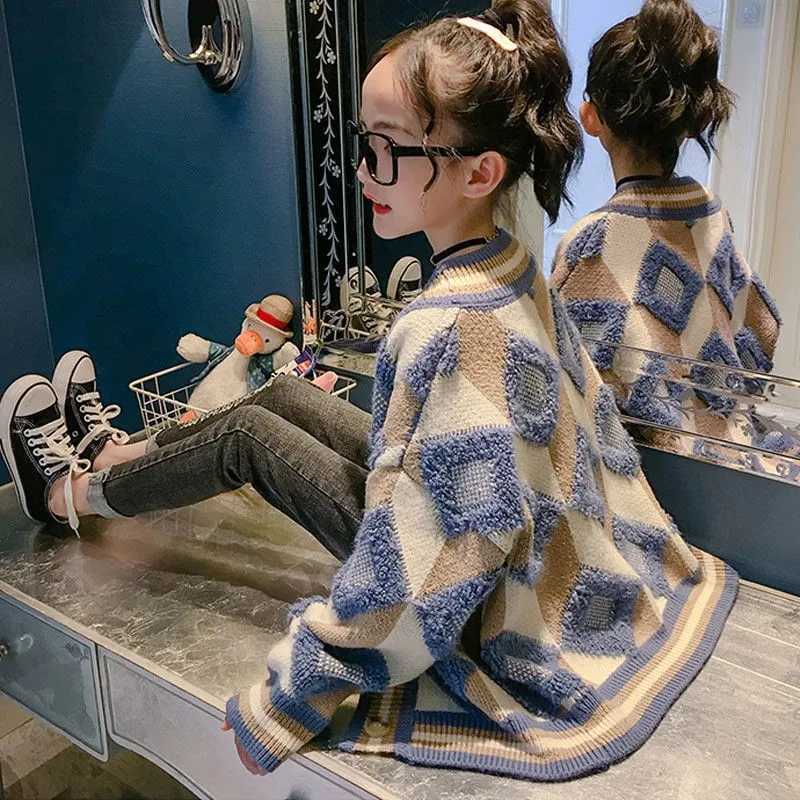 2025 new Girl Baby Pullover Cartoon Printed Sweater Cardigan Coat Girls Kids Sweaters Jacket Children winter Coats Clothes C260921