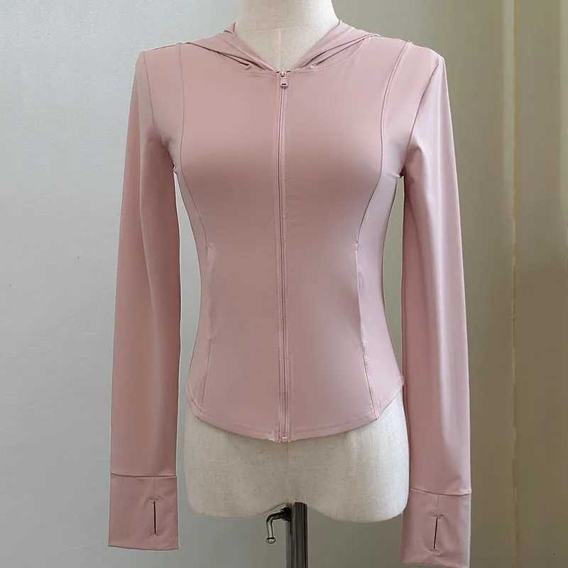 Women's Jackets Women's Lce Silk Sun Protection Jacket 2026 New Long Sleeve Hooded Summer Thin Zipper Cardigan Korean Short Slim Sports Ou