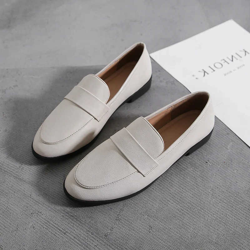 Ladies Casual Shoes Spring Autumn New Small Leather Shoes Vintage Versatile Loafers British Style fashion Anti Slip Shoes Casual Women's Flat D