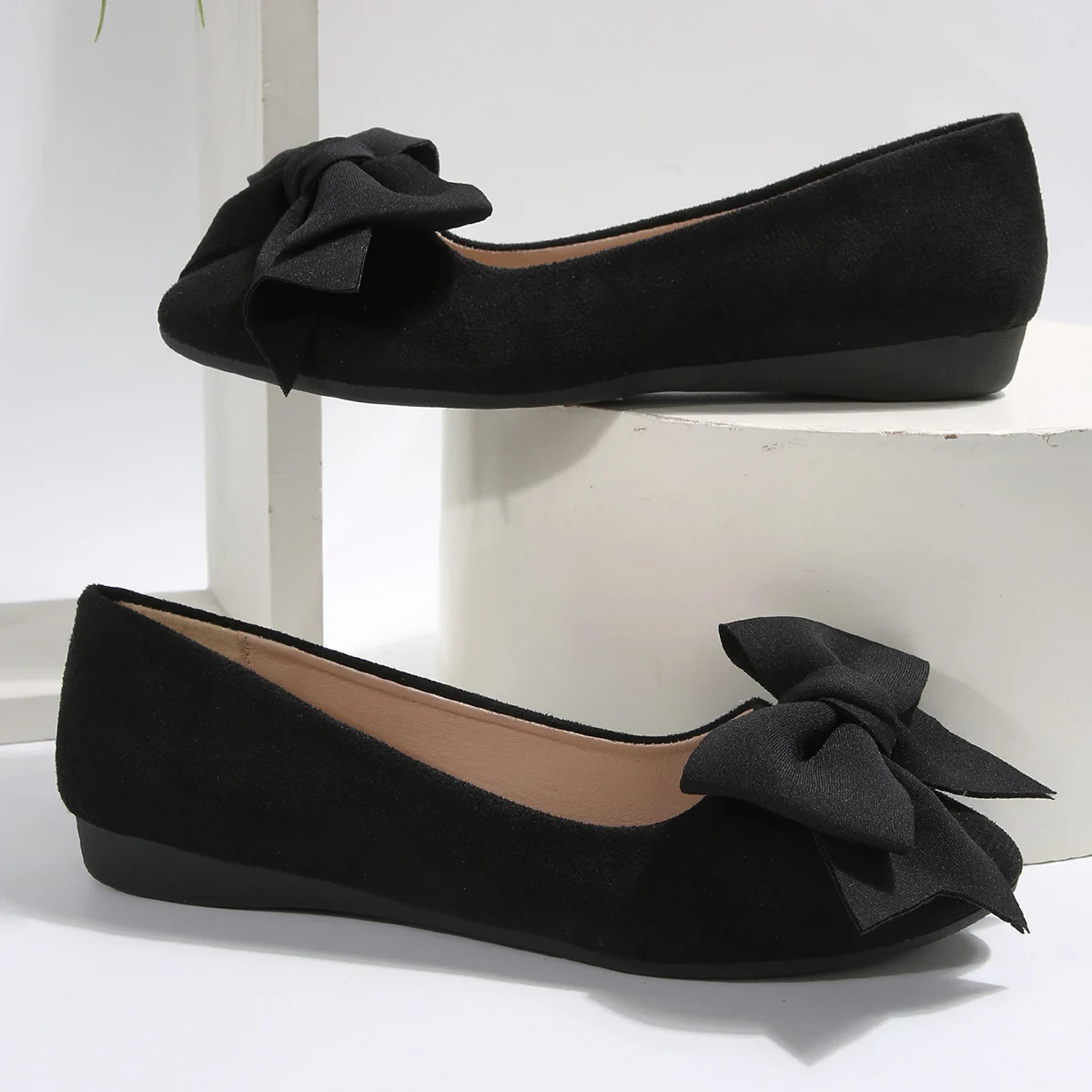 Women's Bowtie Decor Soft Sole Ballet Flat Shoes 2025 Trend Comfort Slip On Loafers Woman Plus Size 42 Non Slip Casual Shoes 260922