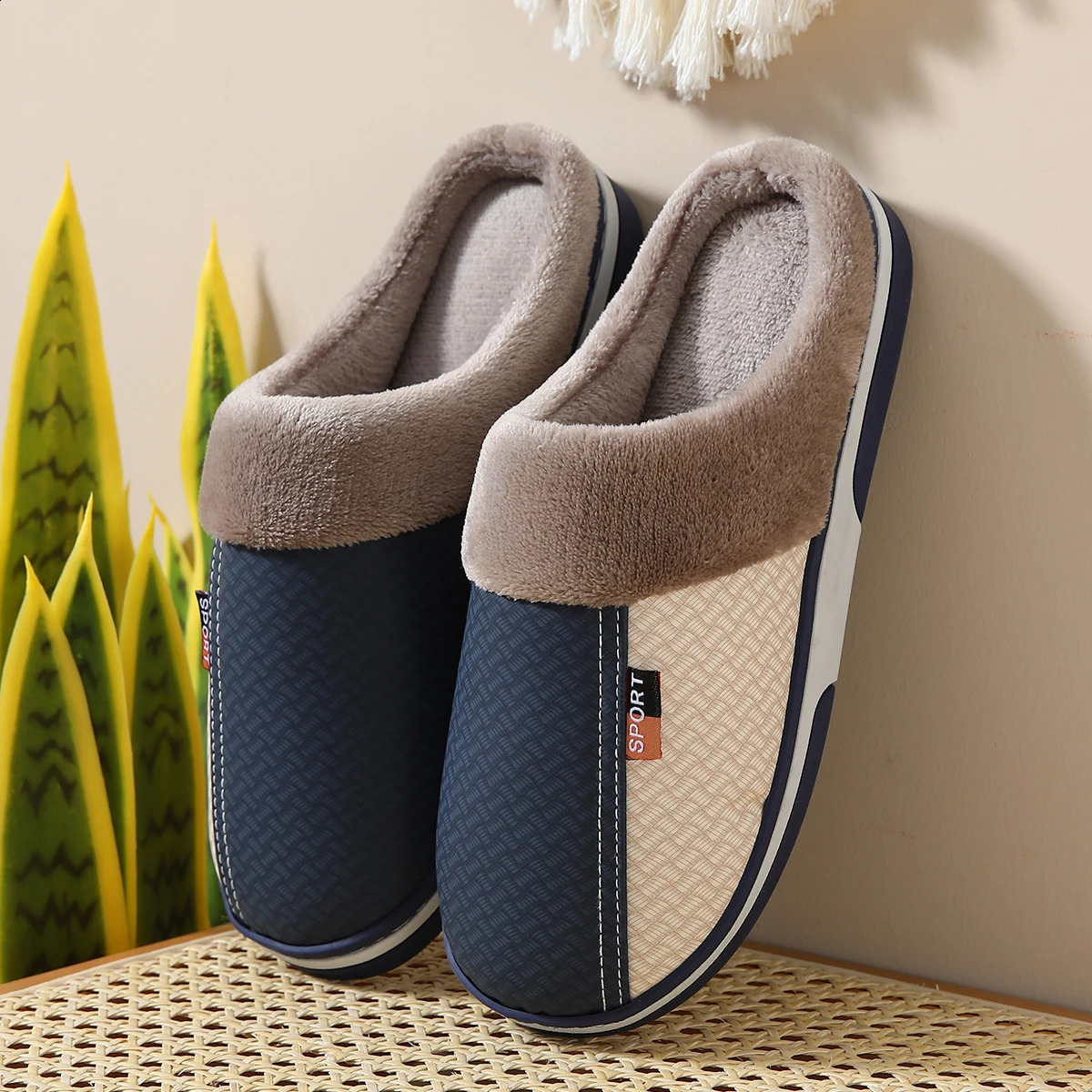 Winter Warm Men's Plush slippers Home Indoor Non-slip PU Leather Upper Waterproof House slides Outside Male Cotton shoes 260921