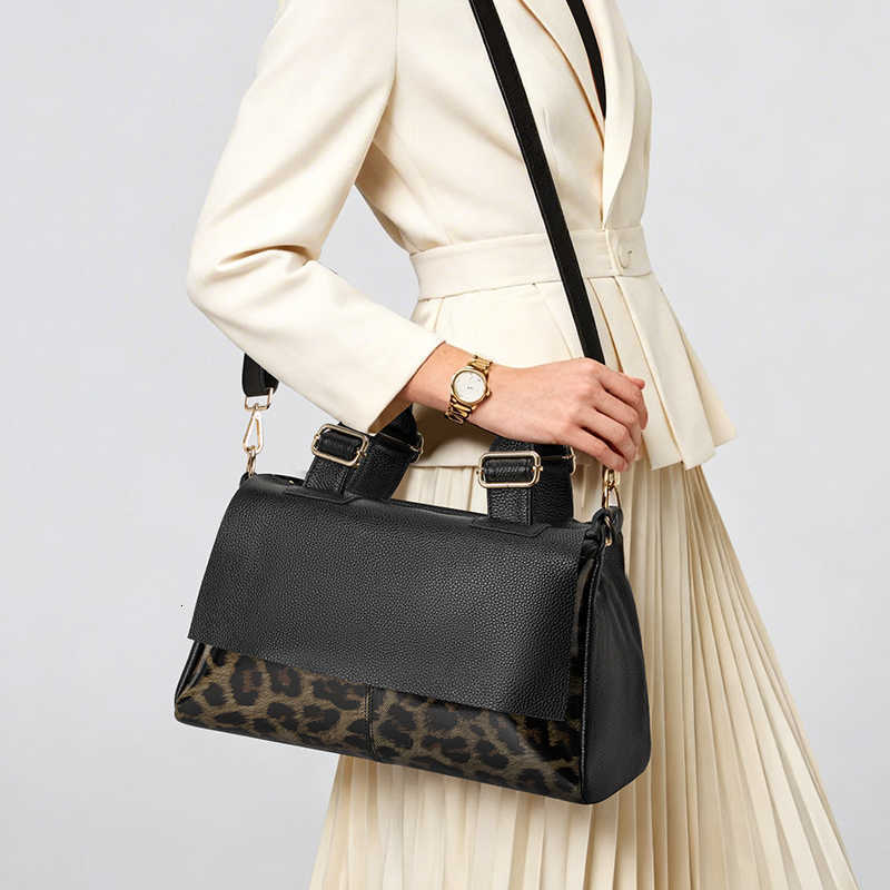 2026 Aidrani Cross New Body Arrival Genuine Leather Women's Bag Fashion Leopard Print Crossbody Bag Cowhide Handbag Large Ladies Purse H260922