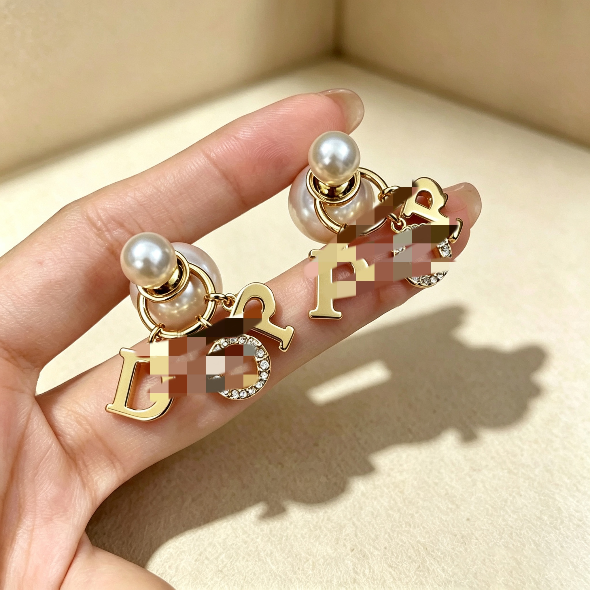 designer earring luxury jewelry for women earrings Pearl rhinestone encrusted letter charm gold silver fashion minimalist earring