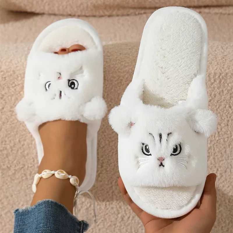 Cute Cartoon Cat Cotton Slippers Women 2025 Winter Non Slip Closed Toe Home Slippers Woman Warm Plush Flat Heels Floor Shoes T260922