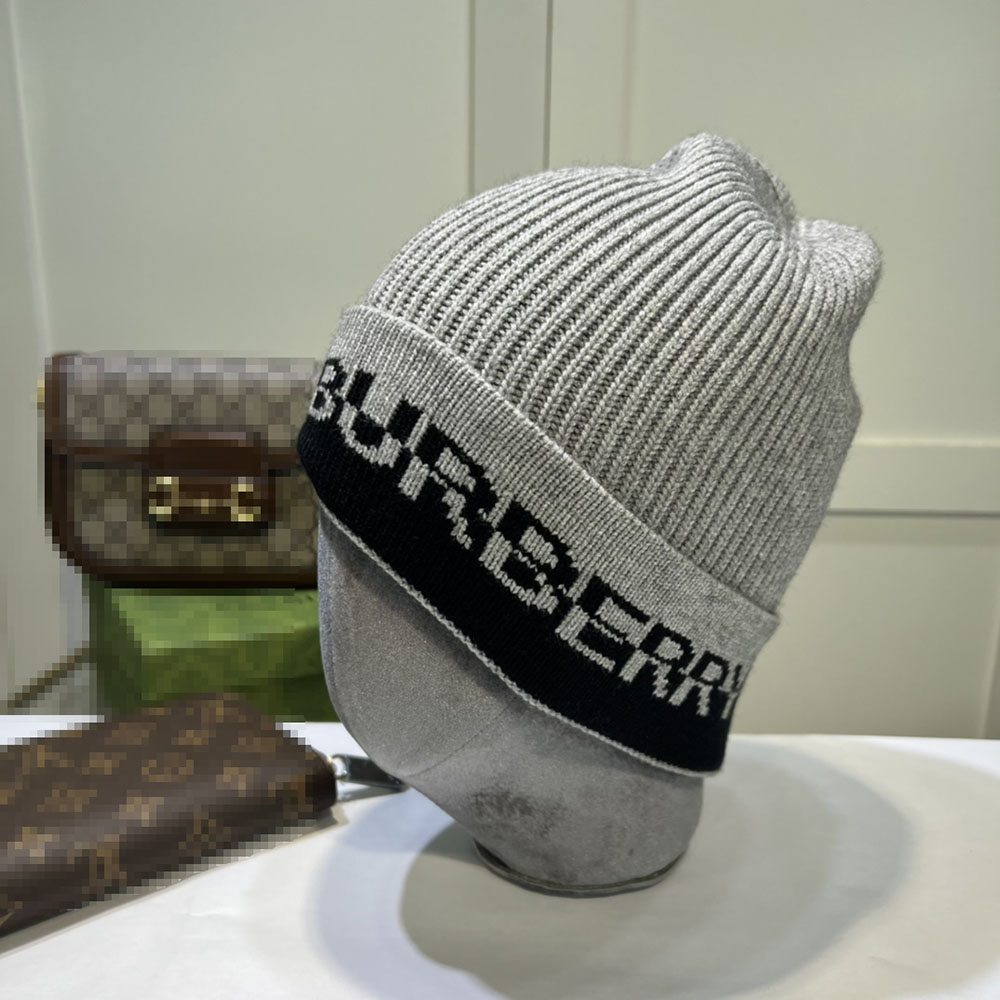 Fashion BB beanie Bonnet Autumn Winter Knitted Caps Women Men Letter Hat Designer High Quality Outdoor travel skiing skull Black beanie