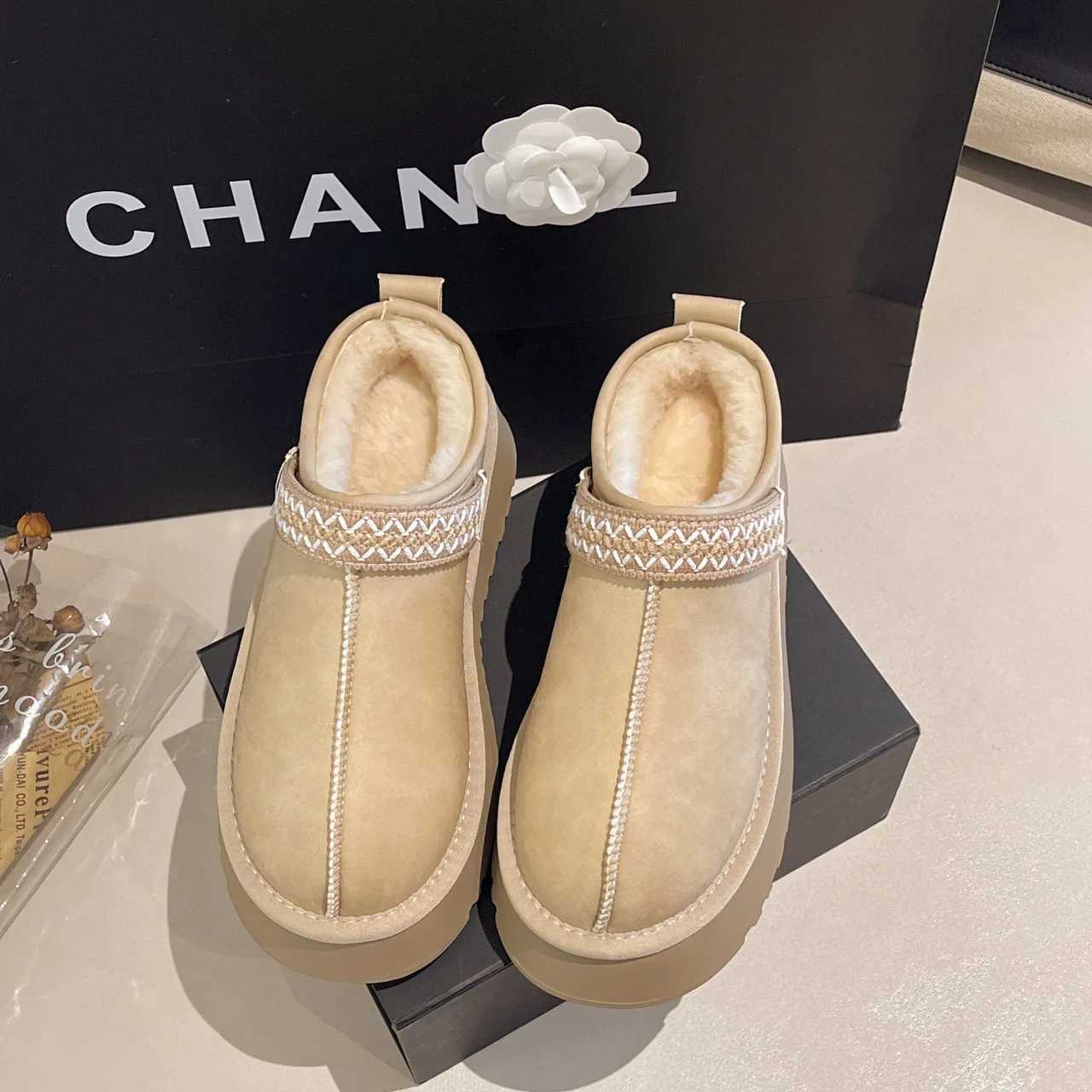 Women's Winter Fleece Lined Waterproof Snow Boots Slip on Comfortable Cotton Shoes with Rubber Sole round Toe Low Cut Boots T260922