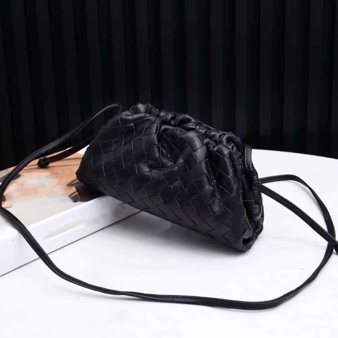 Sac nuage à cordon tissé à la mode, sac à main à bandoulière Hobo ample pour femmes, sac à main décontracté à Texture tricotée pour les voyages e