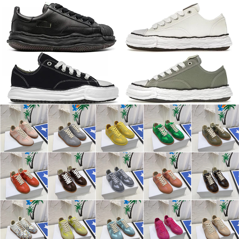 Designer mm6 Canvas Mastermind Shoes Men Women New Casual Dissoed Low Natural Hank Blue Purple Green Black Sneakers with box