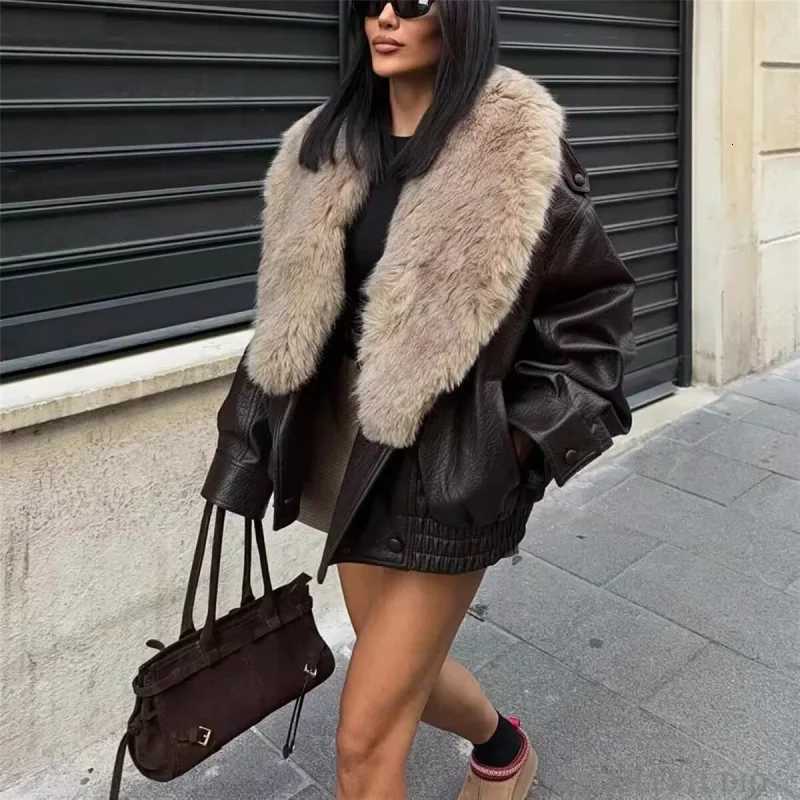 Autumn New 2026 Women Faux Leather Coat Vintage Detachable Faux Fur Collar LongSleeve High Street Chic Outerwear Jacket C260921