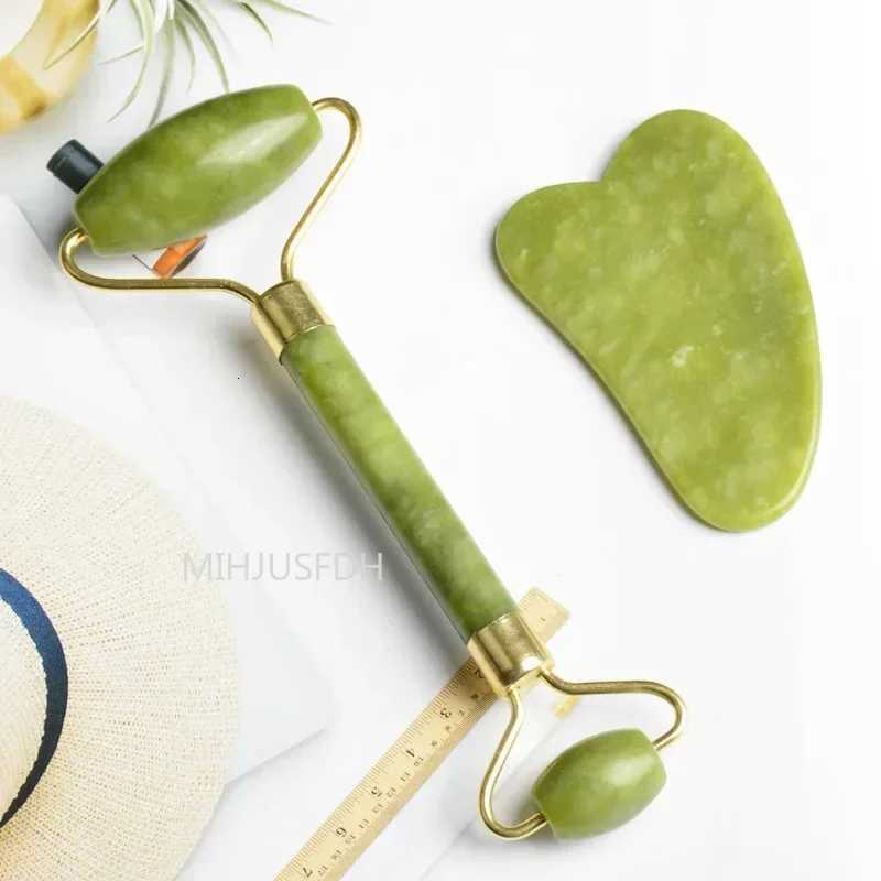 Roller Face Jade Massager Natural Massager for Face Body Back Foot Massage Roller Facial Liftting Anti-wrinkle Double-end Gua Sha Jade Stone N260921