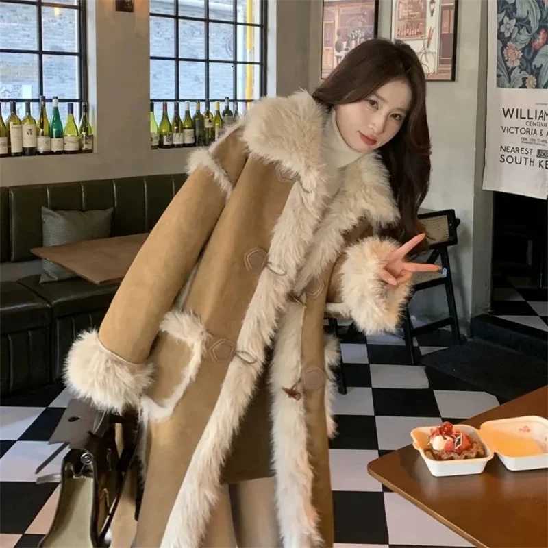 Skin Velvet Deer Spliced Denim Jacket For Women's Winter New Velvet Warm Fur Integrated Color Blocking Outwear Imitation Fur Coa C260921