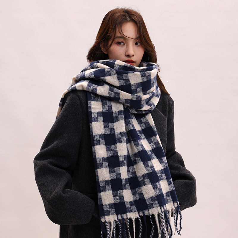 Plaid Scarf for Women, Autumn and Winter, Japanese Retro Style, High-End Feel, Thickened, Warm, Tassel, Versatile, Student Trend, Ins Style