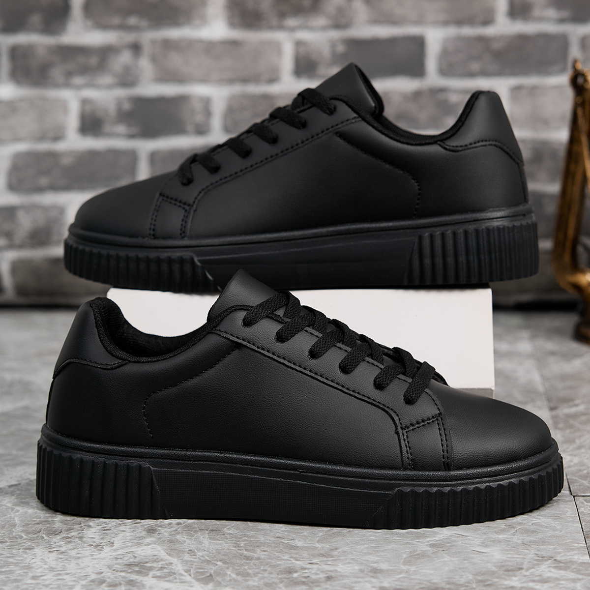 Men's 2024 New Casual Shoes Sneakers White Casual Shoes fashion Couple Women Platform Flats All Matching Walking Sneakers for Men Board Shoes D