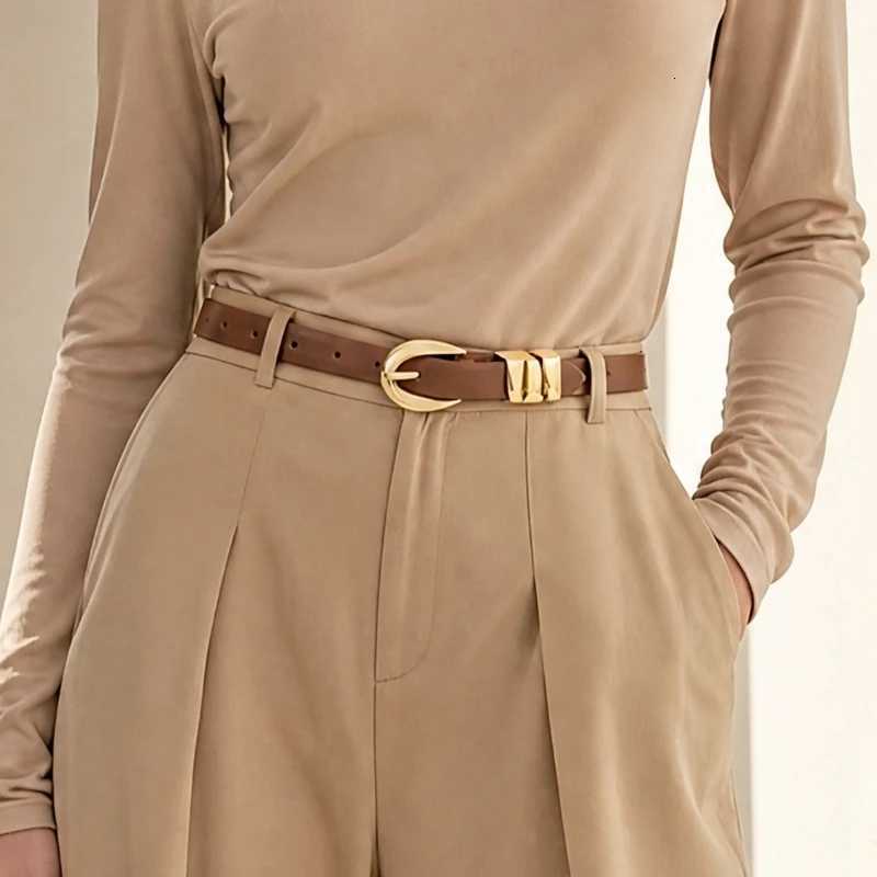 Belts Women's Slim Fit PU Belt Fine Waistband Denim Pants Formal Pants Fashionable Black Belt with Gold Buckle ND289 Q260921