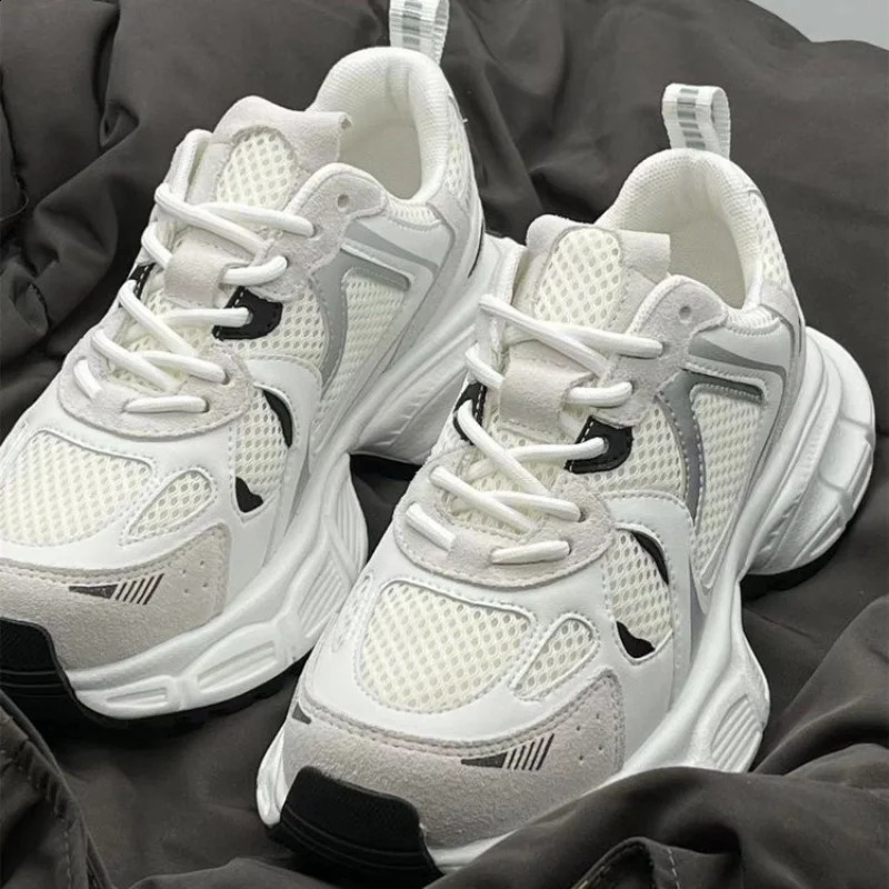 Women's Luxary Sneakers 2025 Mesh Breathable Shoes for Women Sports Running Casual Ladies Fitness Vulcanize Shoes Baskets 260918