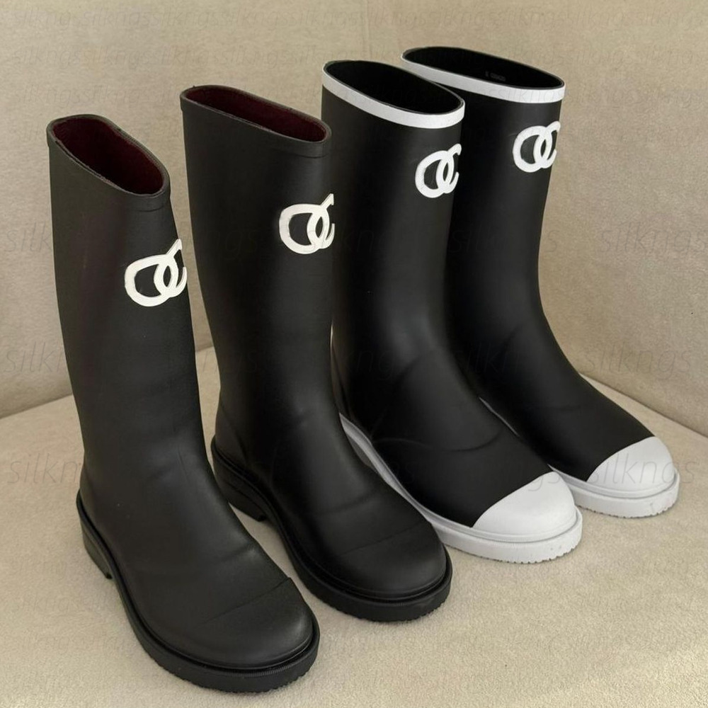 Rain Boots Designer Womens CC Logo Boots Shoes Color Waterproof High Boot Thick Heel Thicks Sole Ankle Rubber Boot Outdoor Booties Size 35-41