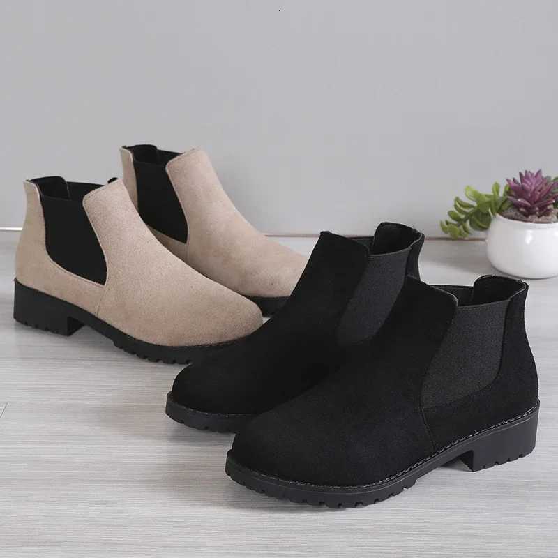 Designer and Boots 2025 Autumn Winter New Women's Boots High-Quality Women's Shoes Fashionable High-End Square Heel Short Leg Chelsea Boot