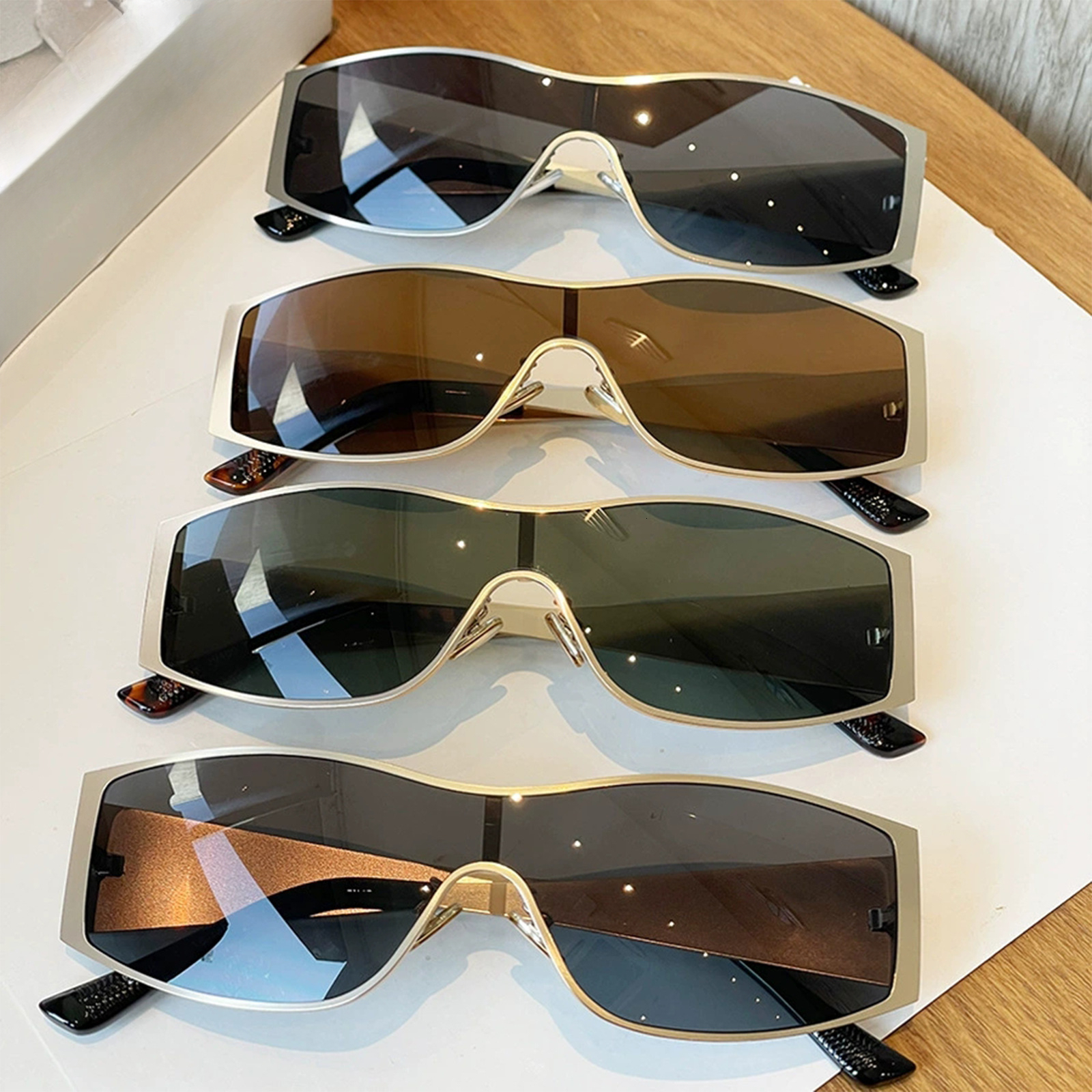 European American New For Men And Women, Large Frame One-Piece Sunglasses, Travel Glasses, UV Protection Sunglasses Wholesale Laotie