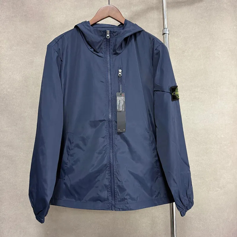Stone Windbreaker Designer Down Jackets Stone Thick Jacket Parkas Coat Hooded Winter Mens Womens Windbreaker Puffer Pocket Warm Oversize Outwears Lo