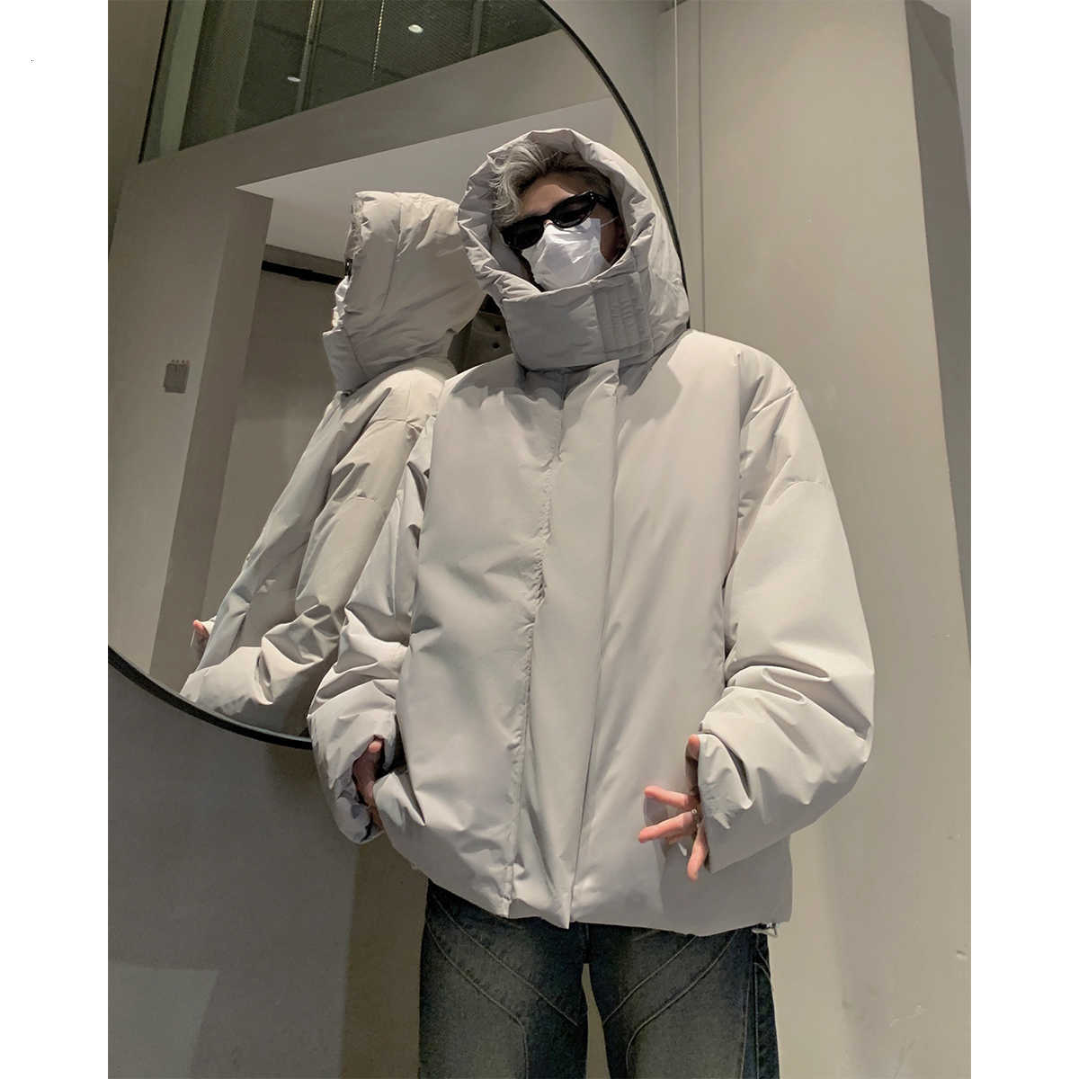 Quality Men's Down Parkas High Cotton Padded Snow Coat Men Oversize Male Winter Parkas Loose Comfortable Solid Color Hooded Clothing C260922