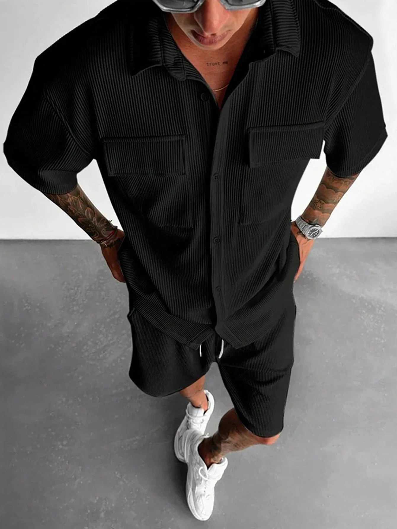 States Men's Tracksuits Men's New Summer Multiple Pockets Casual Corduroy Solid Color Lapel Short-Sleeve Buttons Shirt+Shorts Two Sets Sui