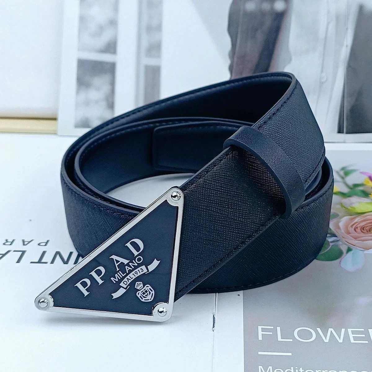 Belts Womens Genuine Leather Belt Italianstyle Highend Brand Belt Mens Premium Casual Belt 2026 Summer New Style Versatile Metal Letter Buck