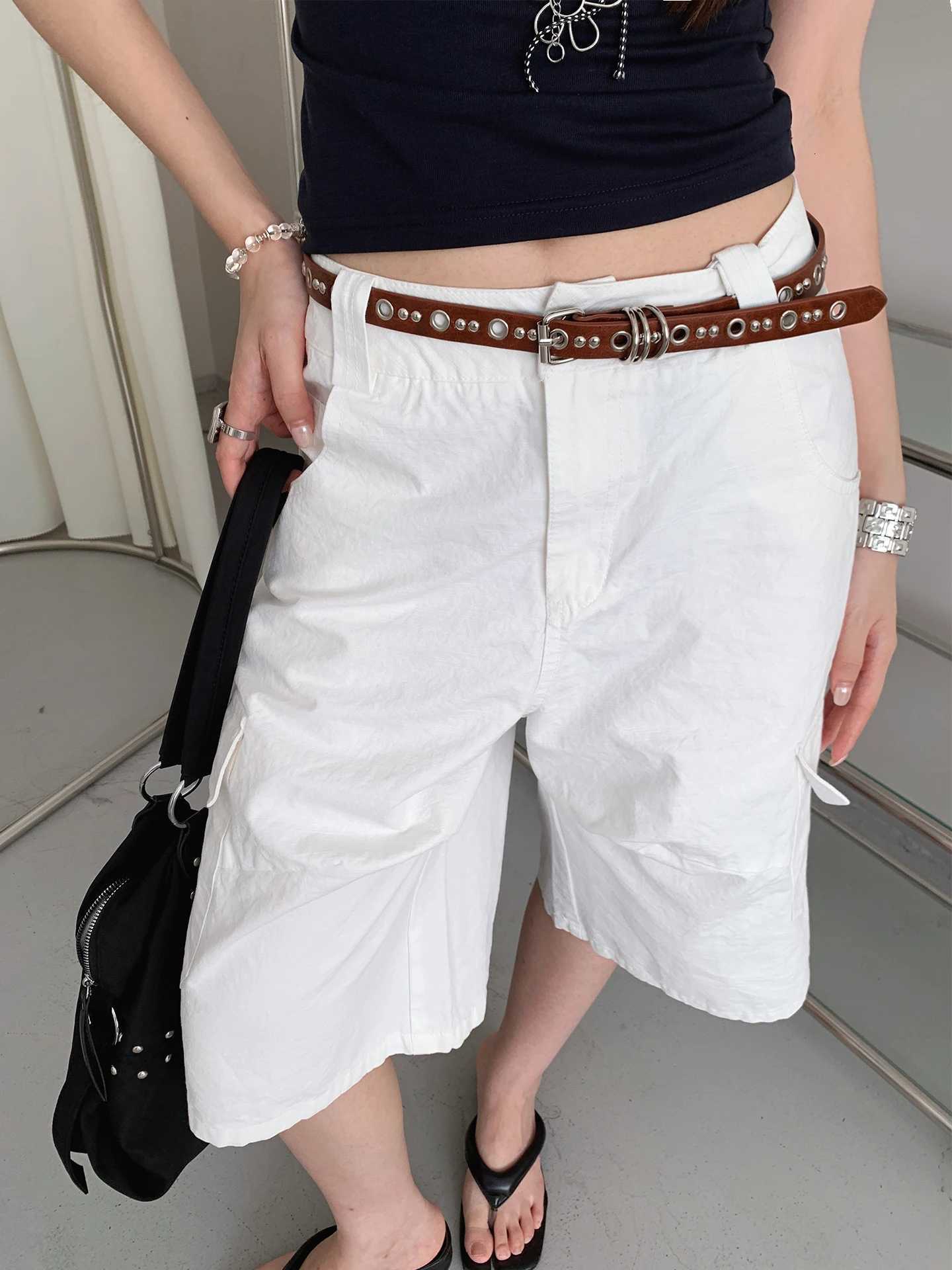 Belts American Punk Style Studded Hollow Out No-Drill Belt Women's High-End Metal Buckle Accessory Leather Belt Q260921