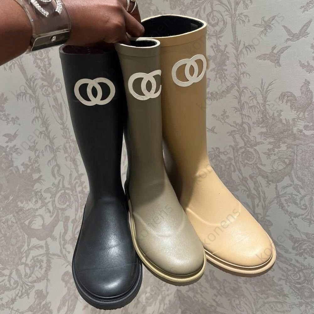 CC Rain Boots Designer Womens CC Logo Boots Shoes Color Waterproof High Boot Thick Heel Thicks Sole Ankle Rubber Boot Outdoor Booties Size 35-41