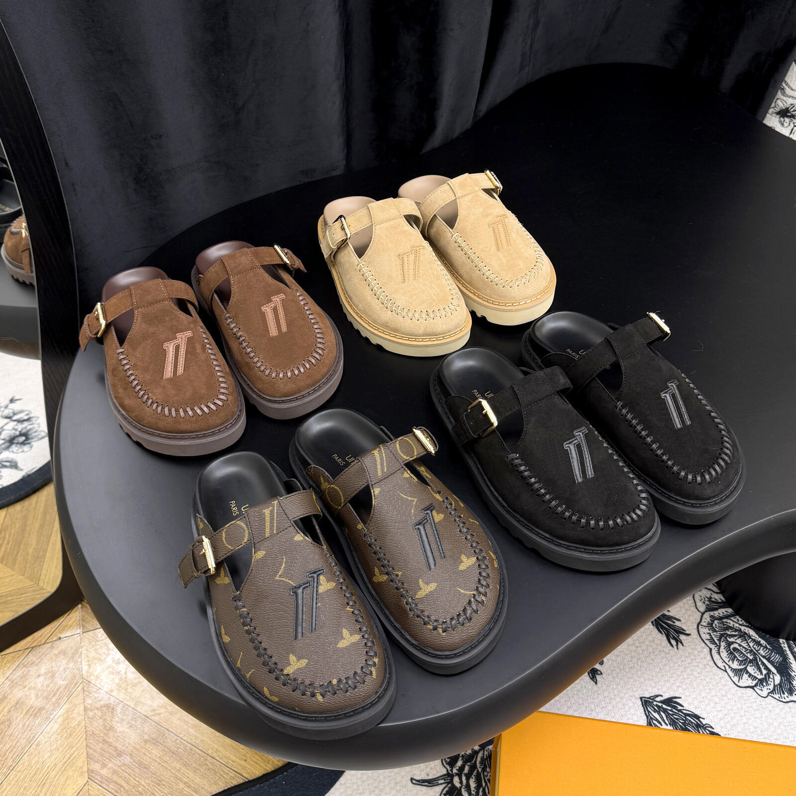 Fashion Slippers Mules Suede Home Flat Slide Designer Slip On Metal Buckle Casual Shoe Black Brown mens womens sandal Soft Genuine Leather luxurys O