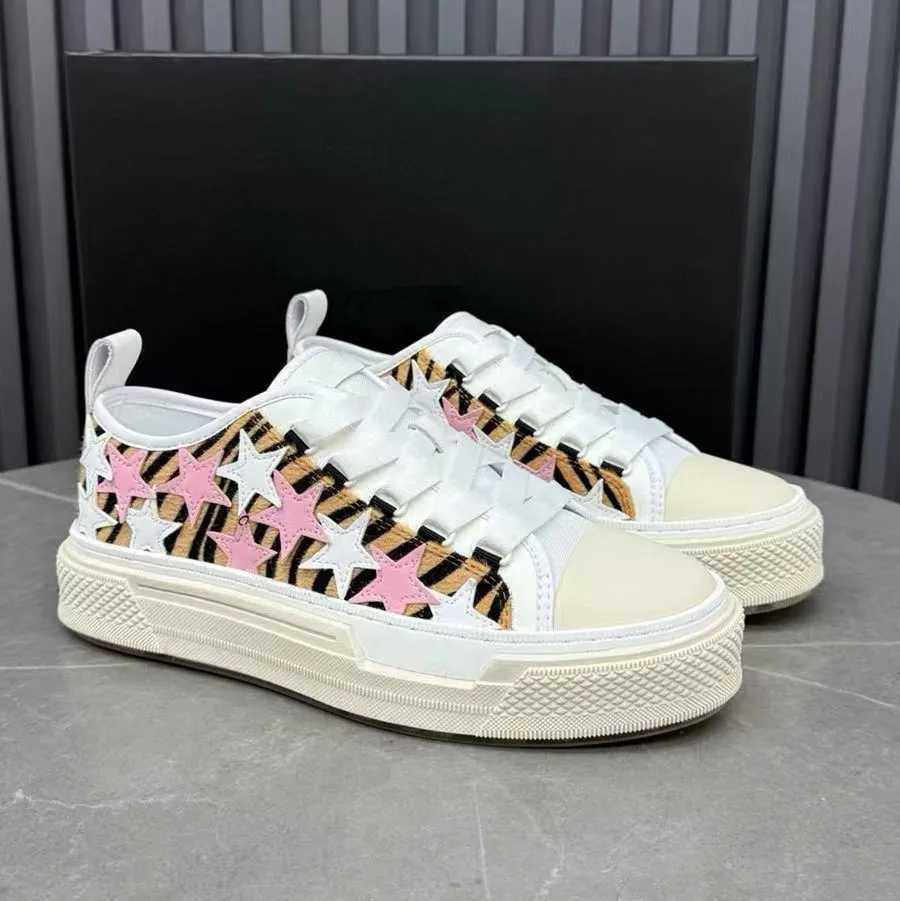 Thick soled white shoes women's shoes 2026 new spring and autumn style white summer breathable versatile leather T260922