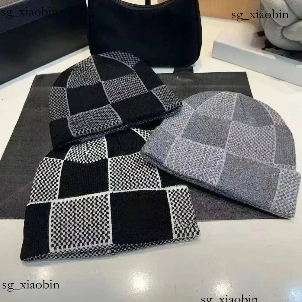 Warm Knitted Hat Winter Outdoor Unisex Fleece Lined Cuffed Scarf Design Fashionable Sporty Luxury Style Geometric Embroidery 260119 Hot