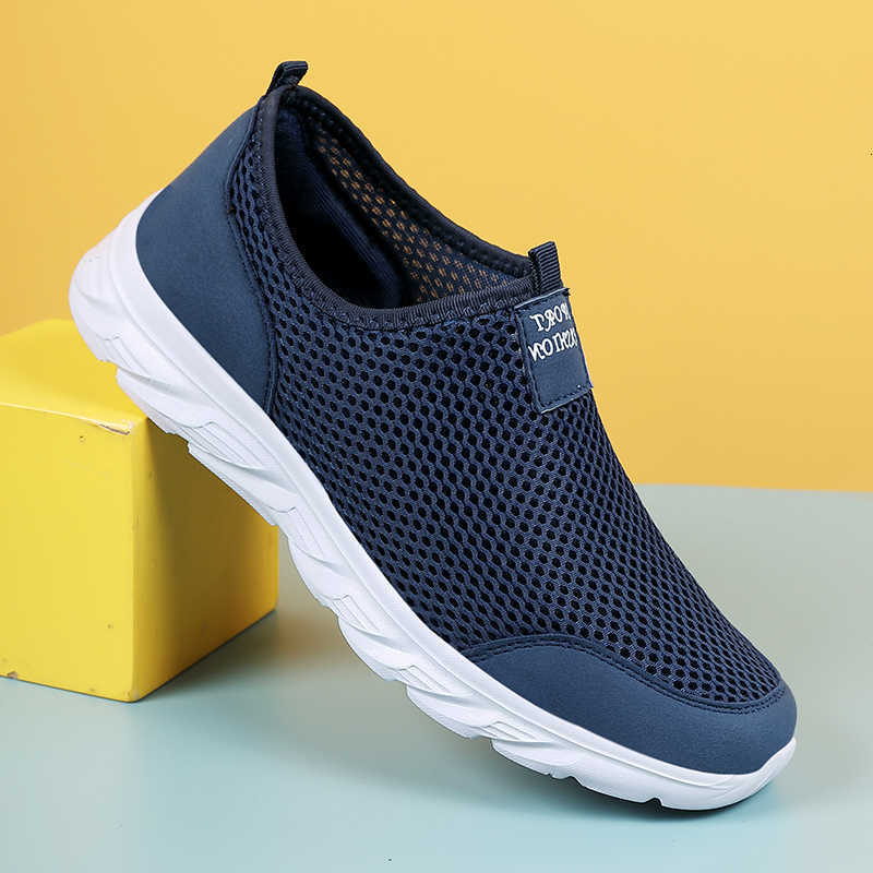 Casual Shoes 2023 Lightweight Men Casual Shoes Breathable SlipMale Casual Sneakers Anti-slip Men's Flats Outdoor Walking Shoes Size 39-47 D2609