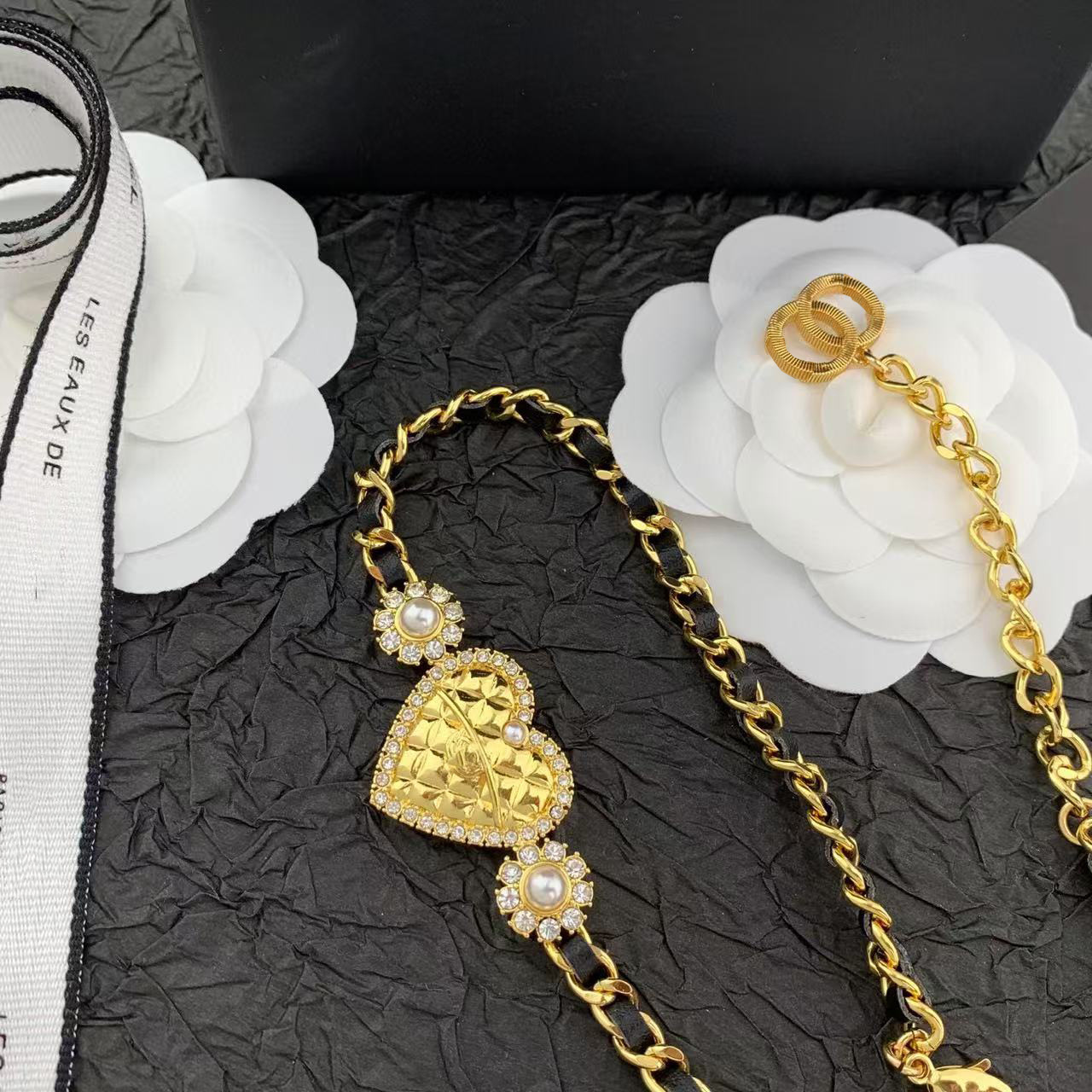 jewellery designer for women plaid fashion stud earrings leather heart shaped pearl and diamond necklace brass gold plated cc Earrings